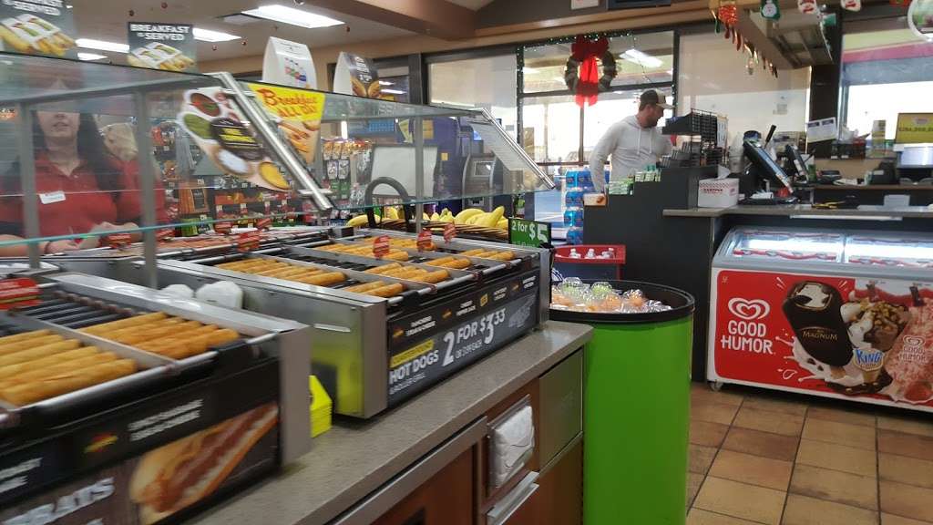 Loves Travel Stop | 3407 S State Rd 45, 52, Kankakee, IL 60901, USA | Phone: (815) 929-1549