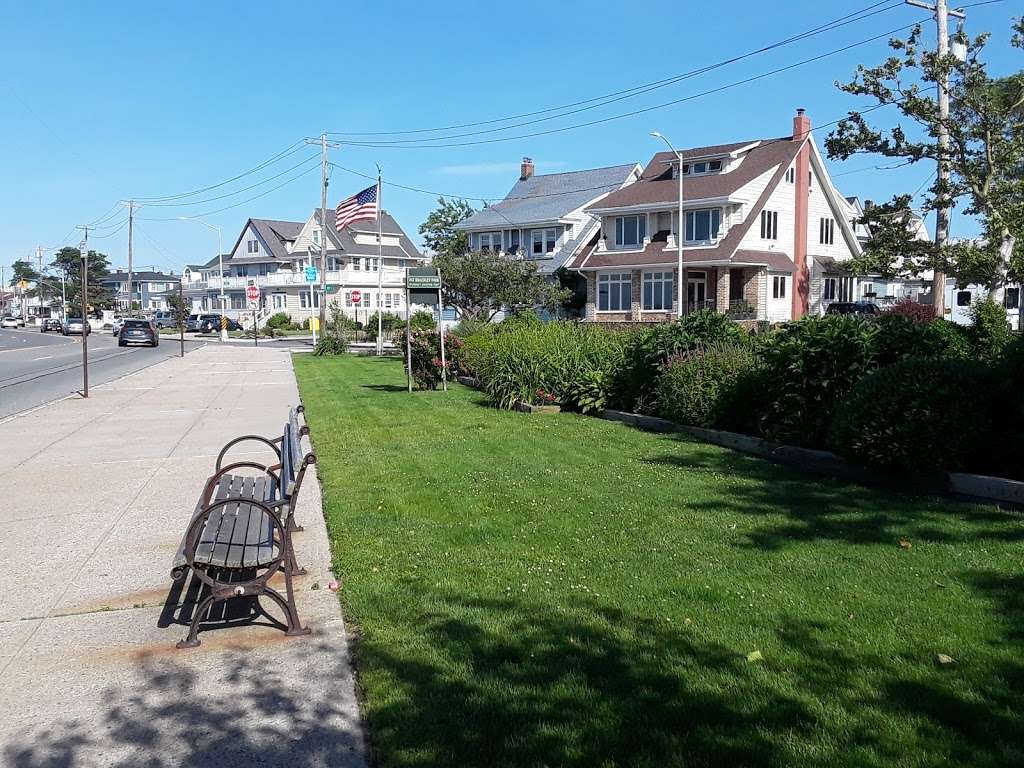 Parque PATRICA A Brackler | Unnamed Road, Neponsit, NY 11694, USA