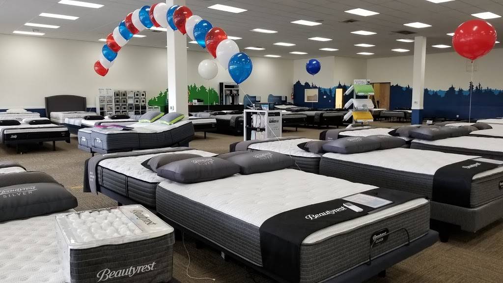 Mattress World Northwest Jantzen Beach | 12405 N Starlight Ave, Portland, OR 97217, USA | Phone: (503) 477-7105