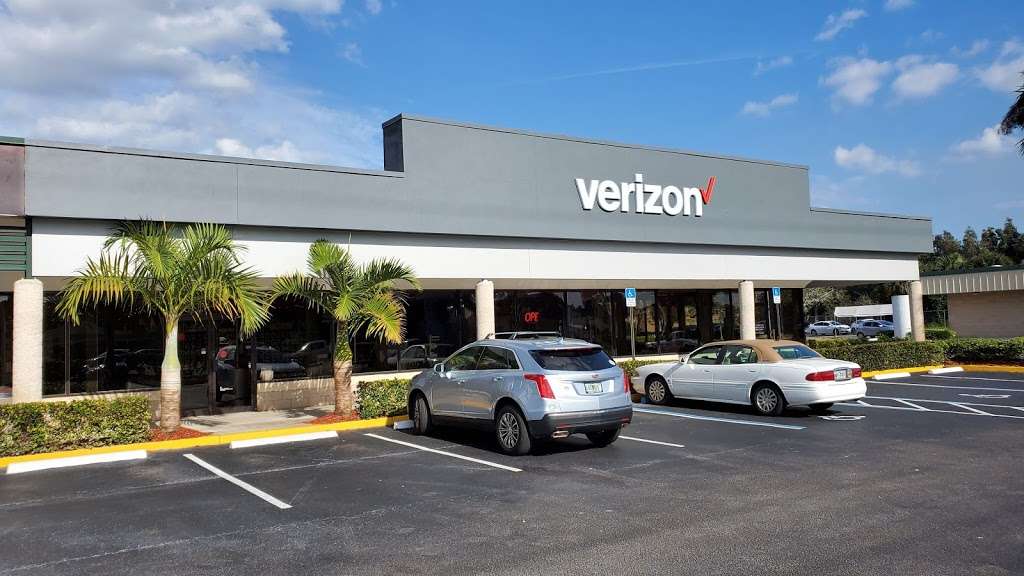 Verizon Authorized Retailer – Cellular Sales | 6127 SE Federal Hwy, Stuart, FL 34997, USA | Phone: (772) 219-9015