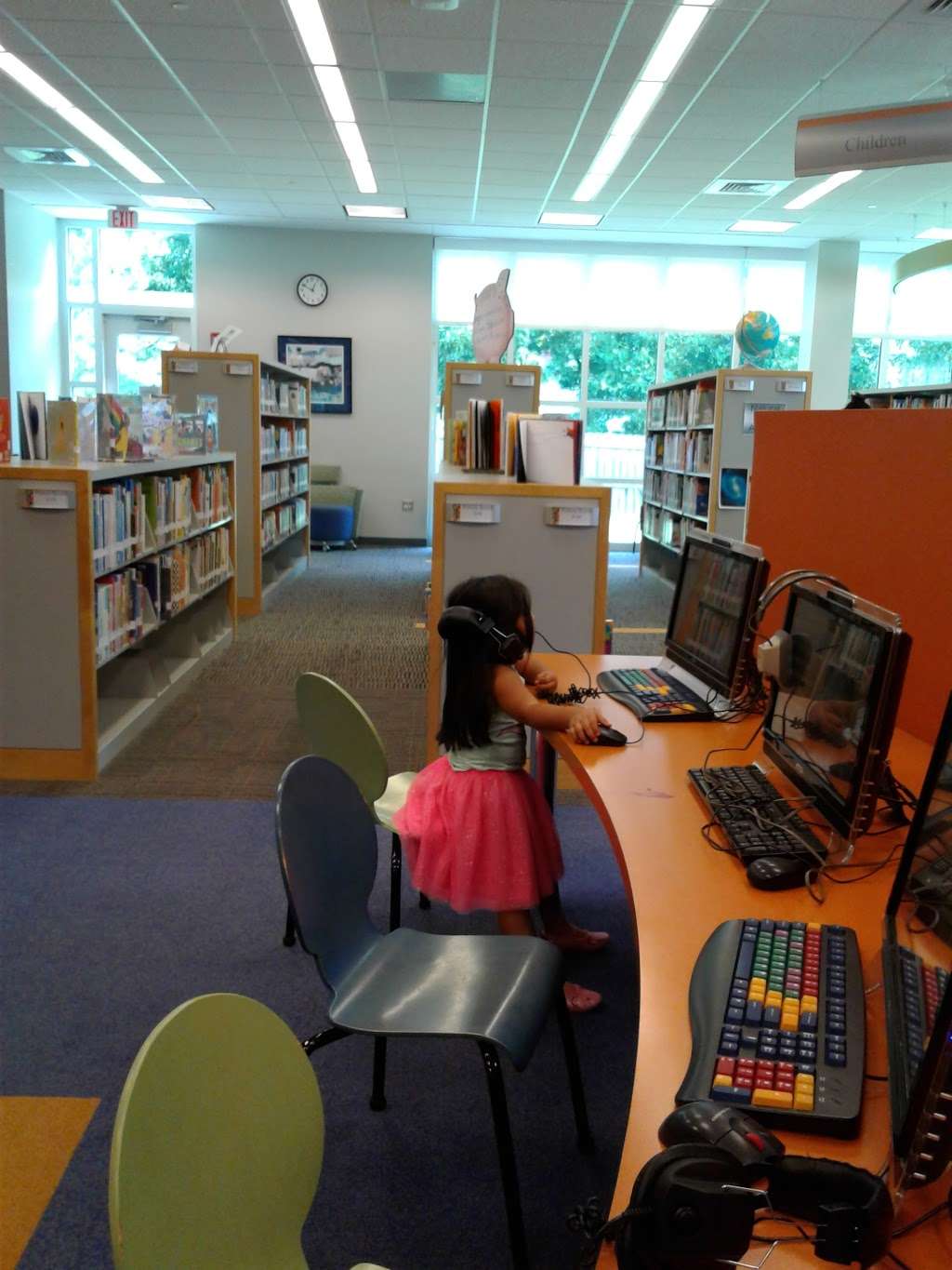 Charlotte Mecklenburg Library - Beatties Ford Road Regional | 2412 Beatties Ford Rd, Charlotte, NC 28216, USA | Phone: (704) 416-3000