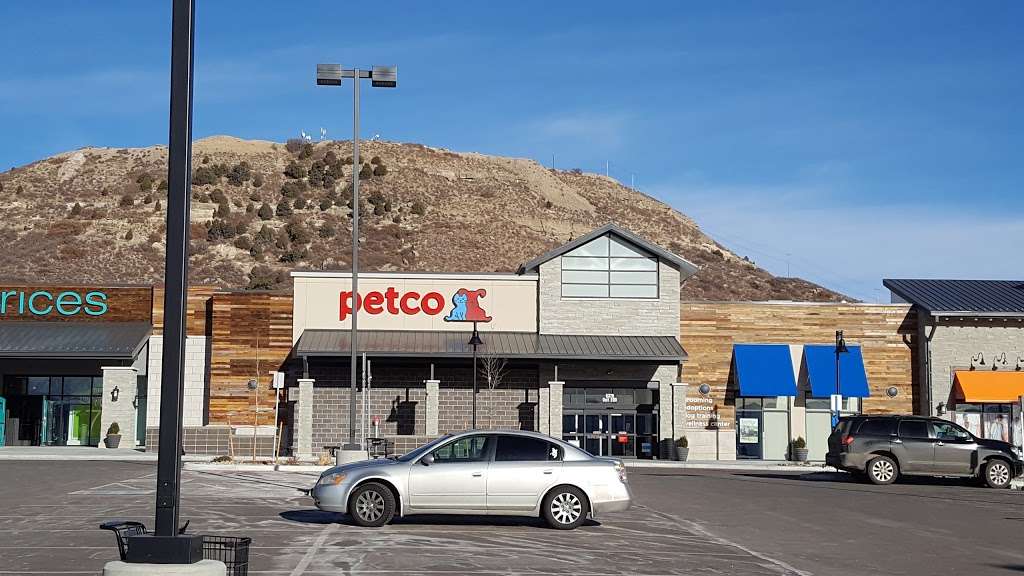 Petco | 6378 Promenande Parkway, Castle Rock, CO 80108 | Phone: (303) 537-9000