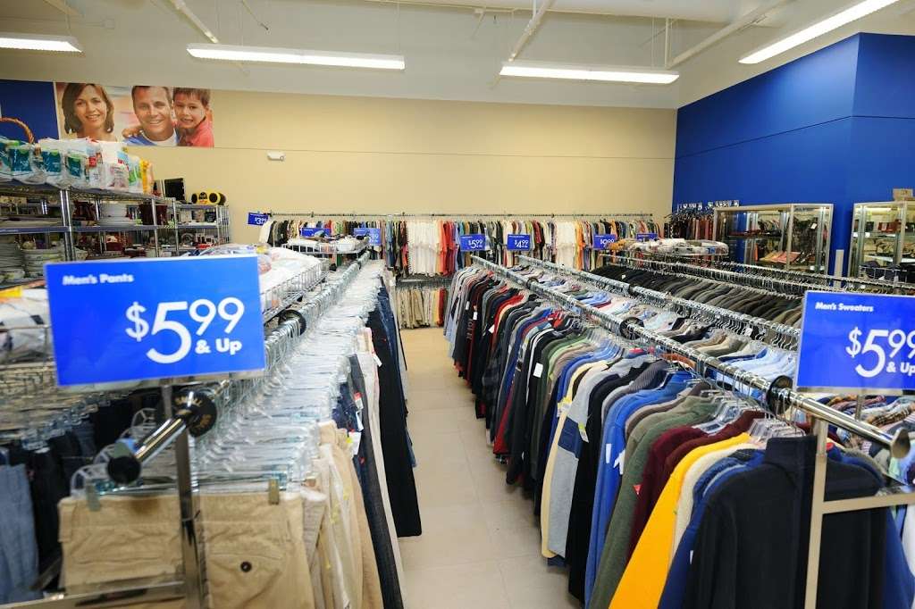 Goodwill New Milford Store & Donation Station | 115 Danbury Rd, New Milford, CT 06776, USA | Phone: (860) 354-9182