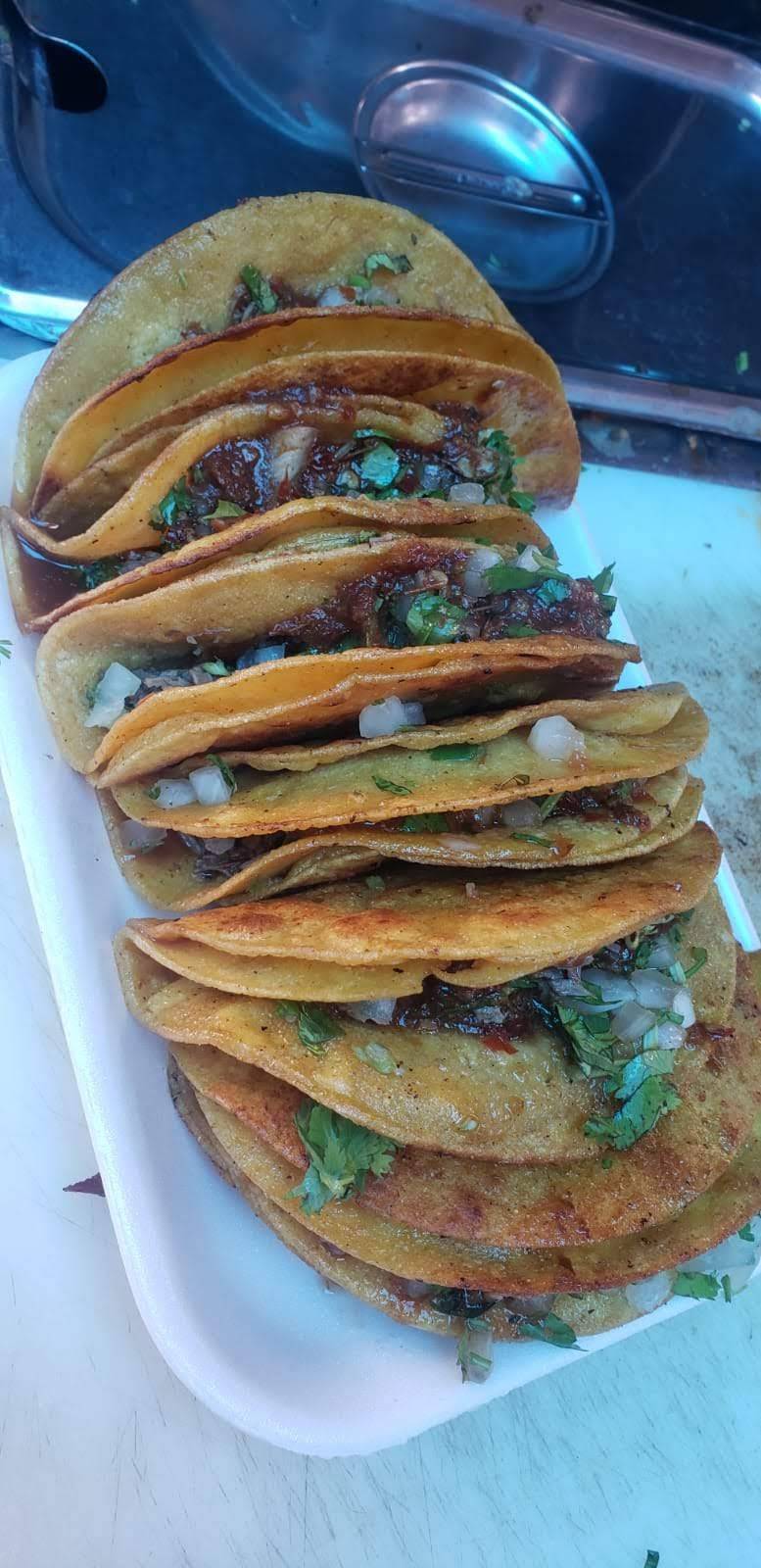 tacos de birria | 3416 Cottonwood Rd, Bakersfield, CA 93307, USA | Phone: (323) 600-3923