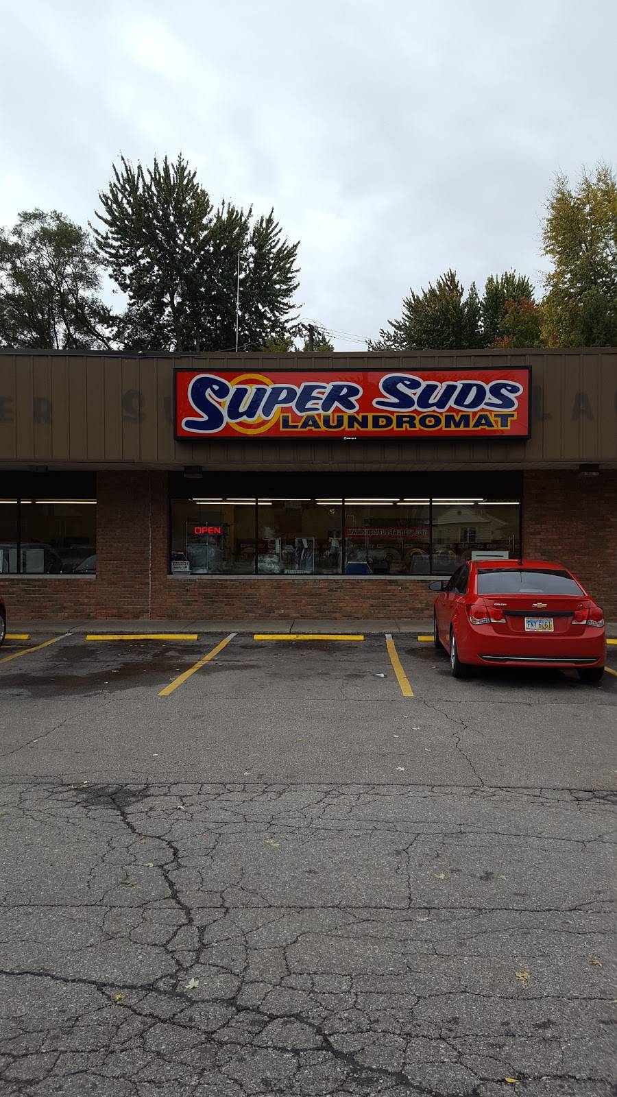 Supersuds Laundromat | 3509 W Alexis Rd, Toledo, OH 43623, USA | Phone: (419) 473-8588