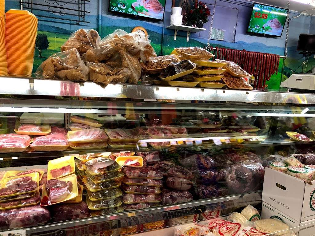 Supermercado El Tapatio | 521 Lincoln Ave, Calumet City, IL 60409 | Phone: (708) 832-0258