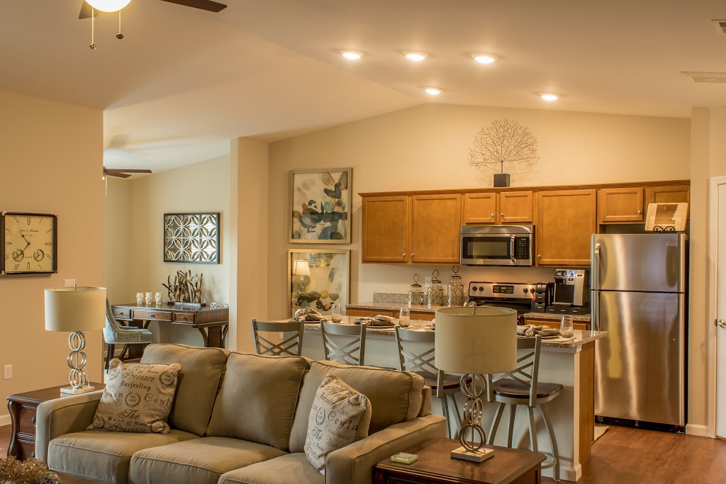 Redwood Fort Wayne Noyer Road | 14134 Brafferton Pkwy, Fort Wayne, IN 46814, USA | Phone: (833) 613-8017