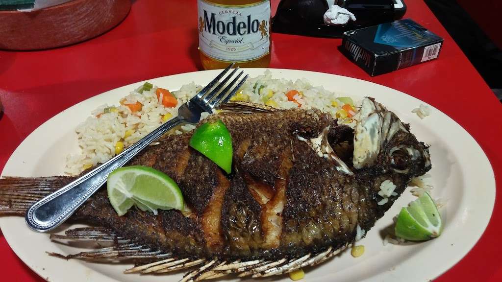 Las Islas Marias Restaurant | 5504 Etiwanda Ave, Mira Loma, CA 91752, USA | Phone: (951) 681-0809