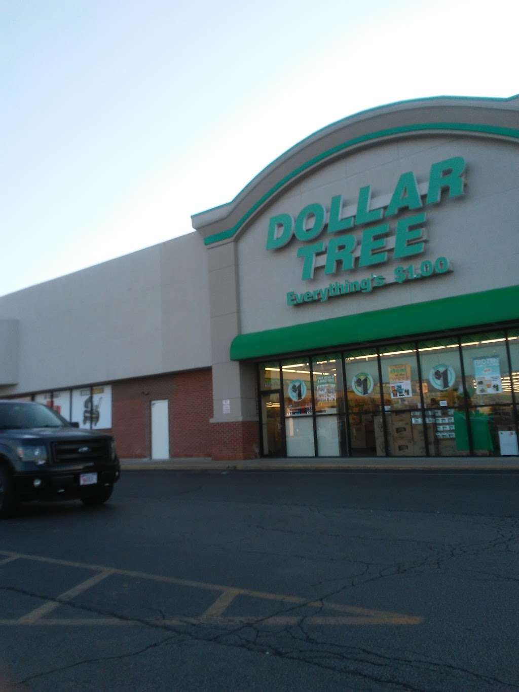 Dollar Tree | 108 Village Square, Bradley, IL 60915, USA | Phone: (815) 523-2501