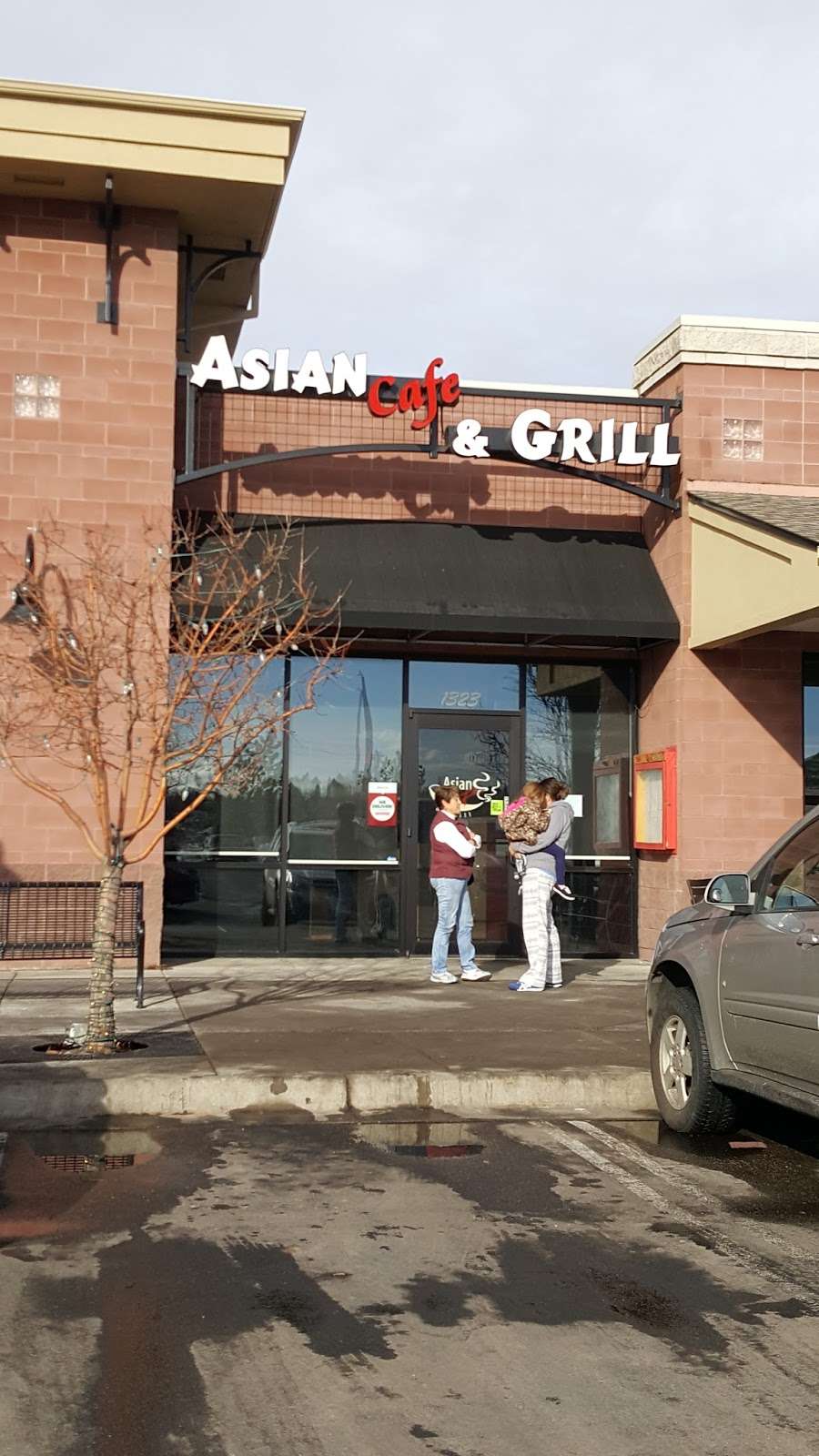 Asian Cafe & Grill | 1323 Eagle Dr, Loveland, CO 80537, USA | Phone: (970) 622-0688
