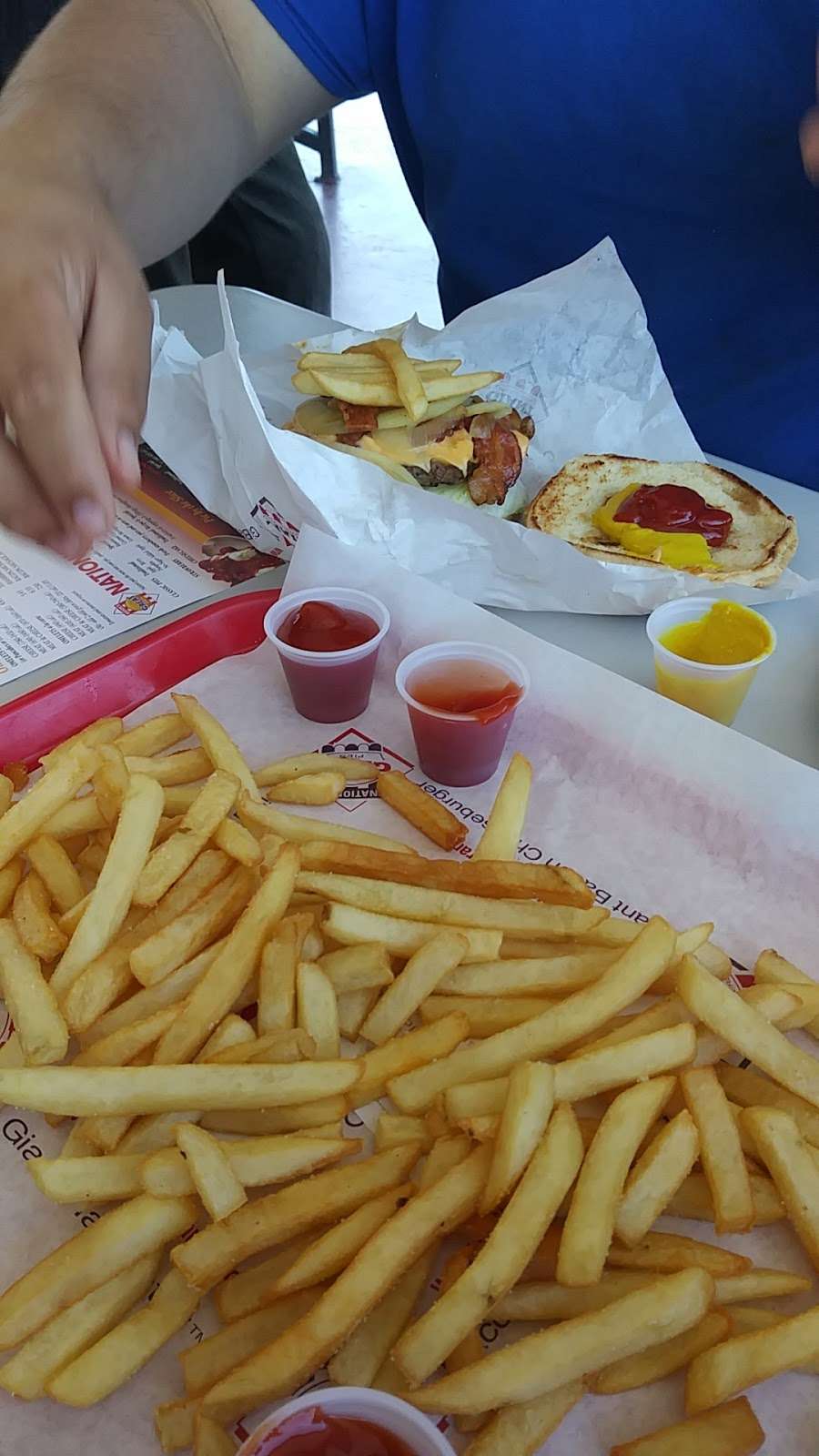 Nations Giant Hamburgers | 16396 San Pablo Ave, San Pablo, CA 94806, USA | Phone: (510) 724-5530