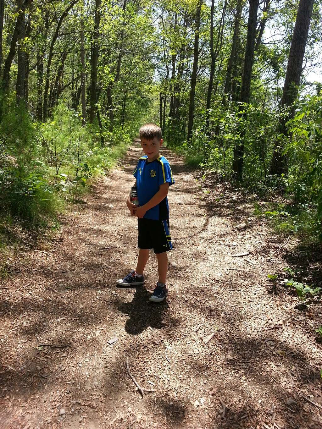 Snake Den State Park Trailhead Parking | 96-, 100 Brown Ave, Johnston, RI 02919, USA