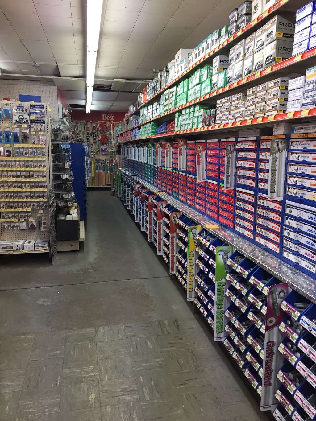 Bangor Hardware | 400 S 1st St, Bangor, PA 18013, USA | Phone: (610) 588-3205