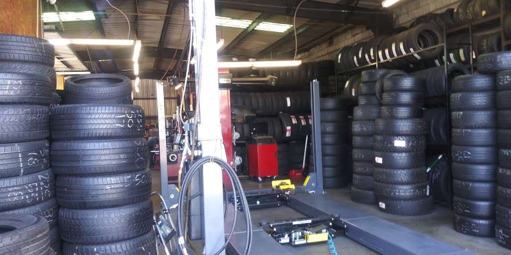 Panorama Tires and Auto Repair | 14602 W, Plummer St # 1, Panorama City, CA 91402, USA | Phone: (818) 892-1655