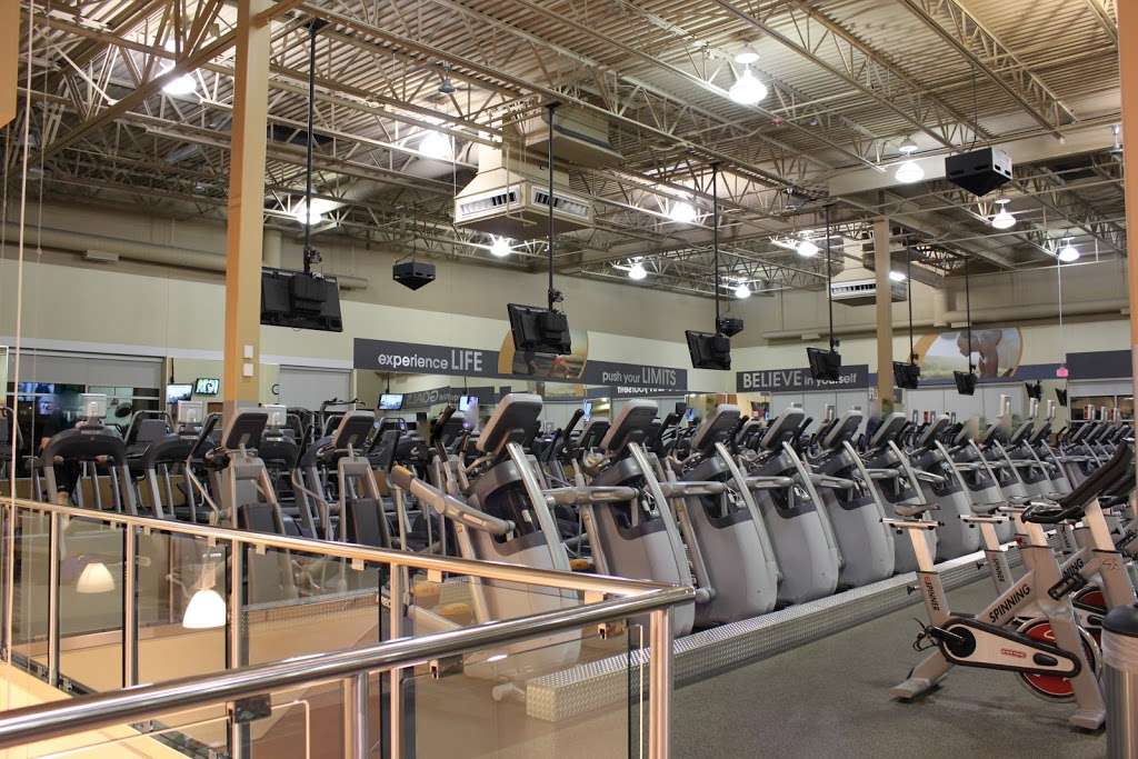24 Hour Fitness | 6830 E County Line Rd, Highlands Ranch, CO 80126 | Phone: (303) 740-8898