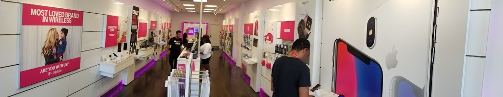 T-Mobile | 417 E Sheridan St, Dania Beach, FL 33004, USA | Phone: (954) 925-3472