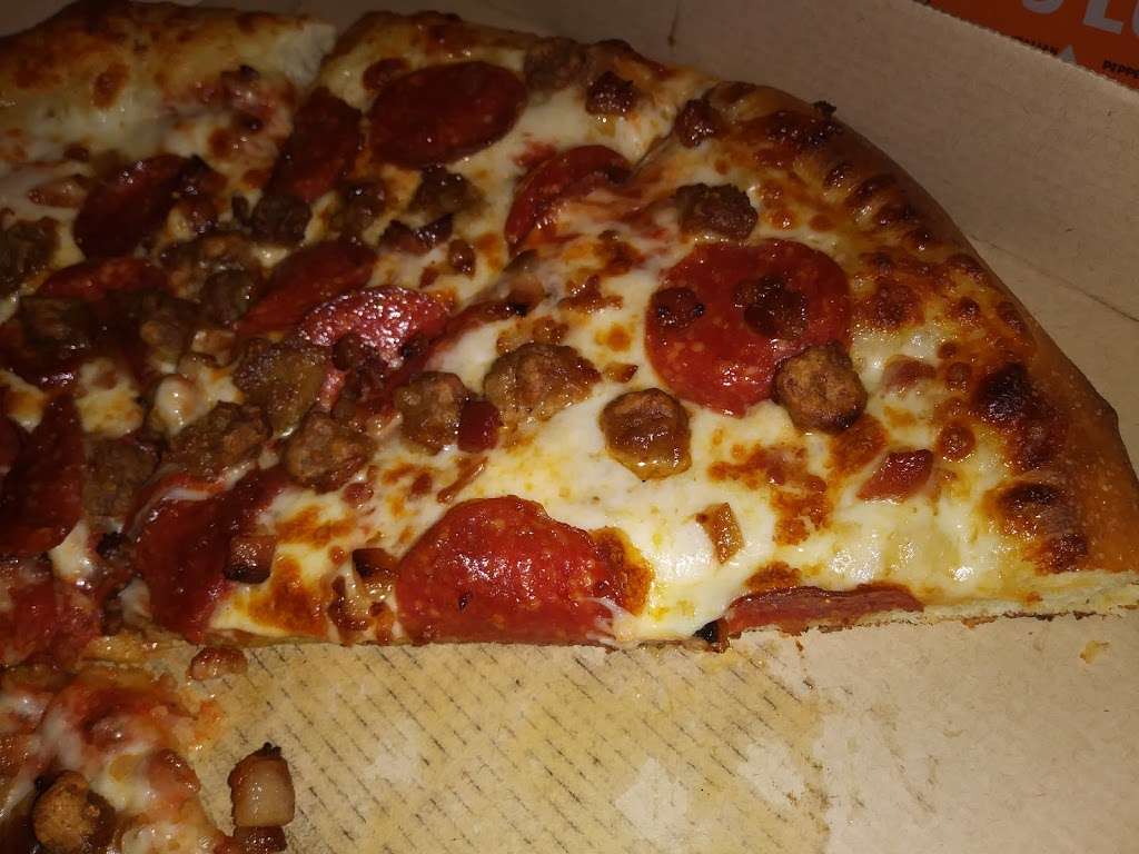 Little Caesars Pizza | 2639 Windmill Pkwy, Henderson, NV 89074, USA | Phone: (702) 263-2200