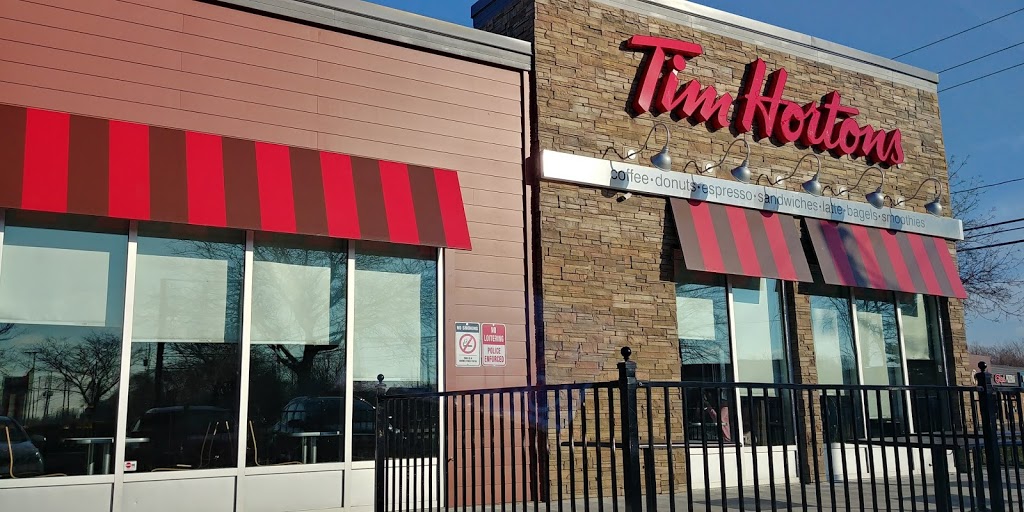 Tim Hortons | 9950 Tecumseh Rd E, Windsor, ON N8R 1A2, Canada | Phone: (519) 979-5595