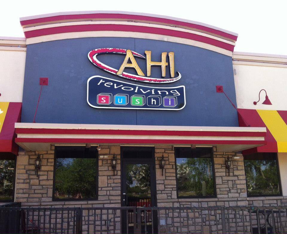 Ahi Revolving Sushi | 940 S Gilbert Rd, Gilbert, AZ 85296, USA | Phone: (480) 284-8569