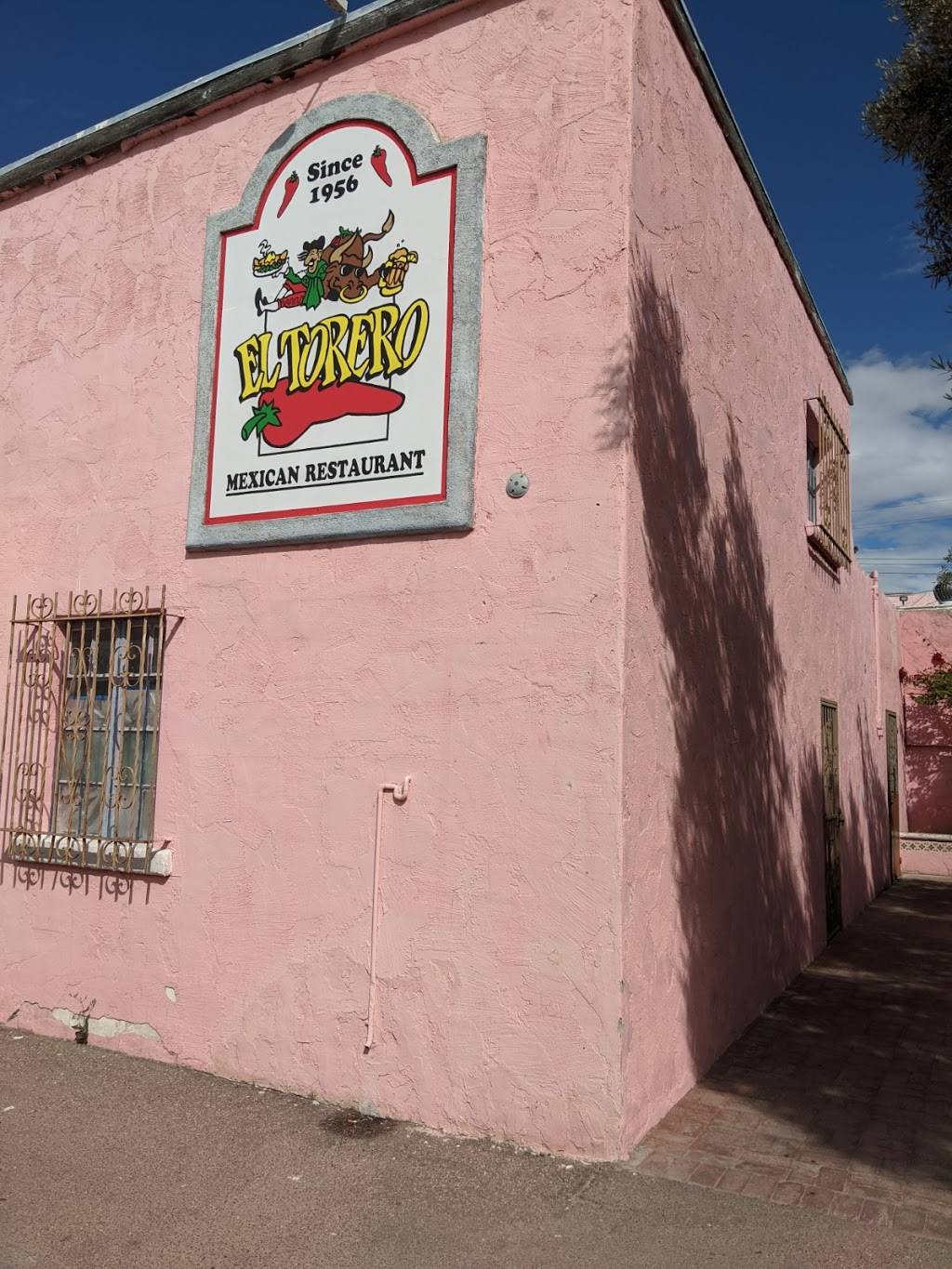 El Torero Restaurant | 231 E 26th St, Tucson, AZ 85713, USA | Phone: (520) 622-9534