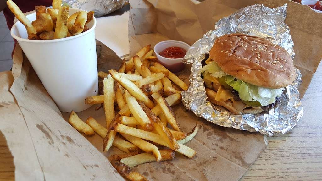 Five Guys | 2519 Palomar Airport Rd, Carlsbad, CA 92011, USA | Phone: (760) 603-3295