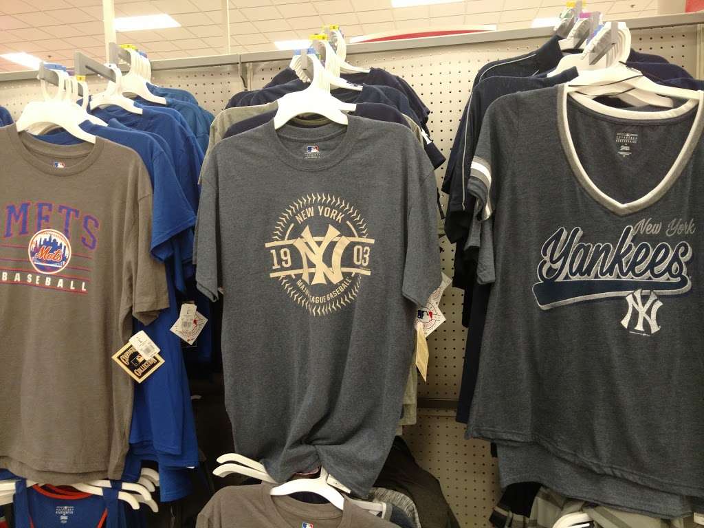 Gardiner Manor Mall | 834 Sunrise Hwy, Bay Shore, NY 11706, USA