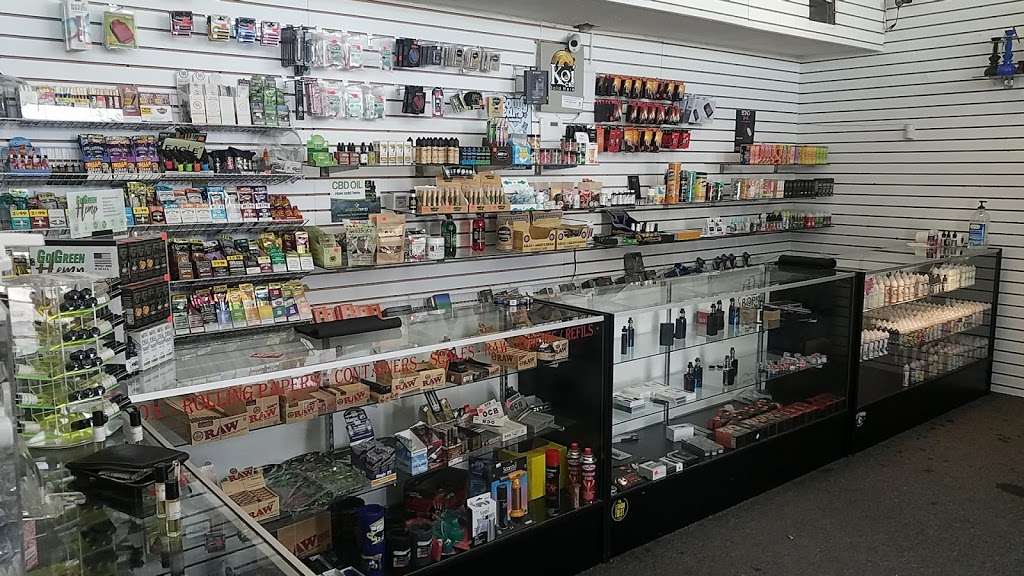 VAPE SHOP | 4603 S Harding St, Indianapolis, IN 46217, USA | Phone: (317) 986-4764