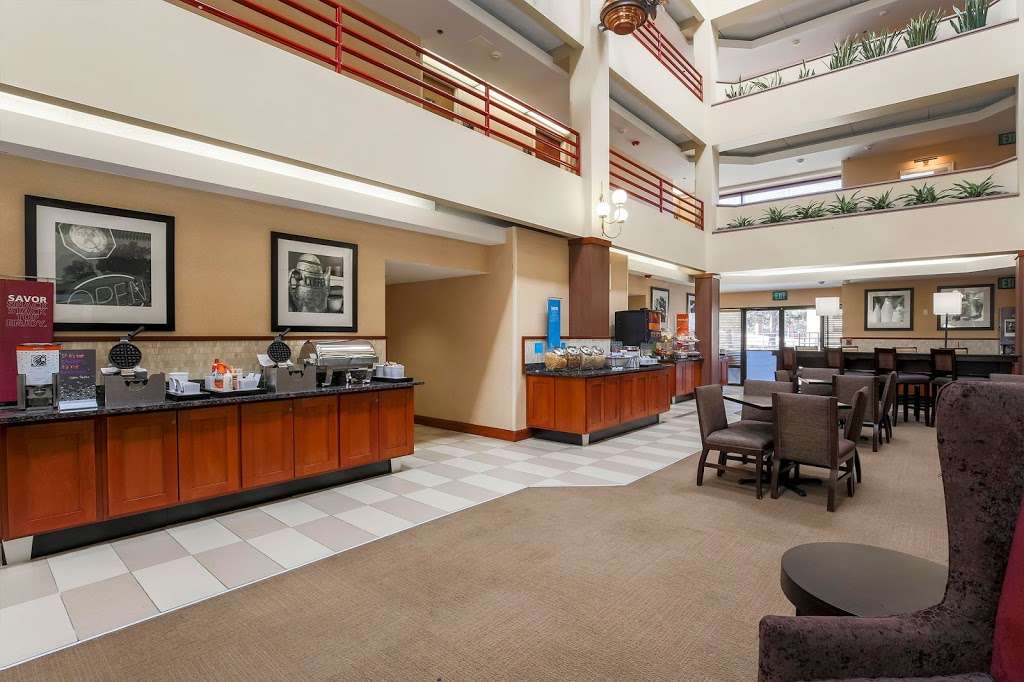 Hotel Lakewood | 3605 S Wadsworth Blvd, Lakewood, CO 80235, USA | Phone: (303) 989-6900