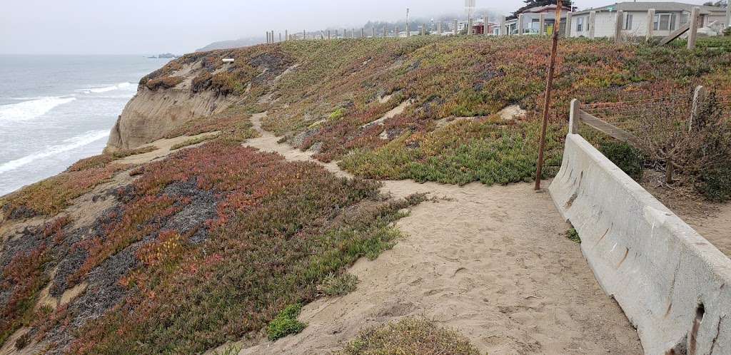 Esplanade Beach Overlook Trail | 544 Esplanade Ave, Pacifica, CA 94044, USA