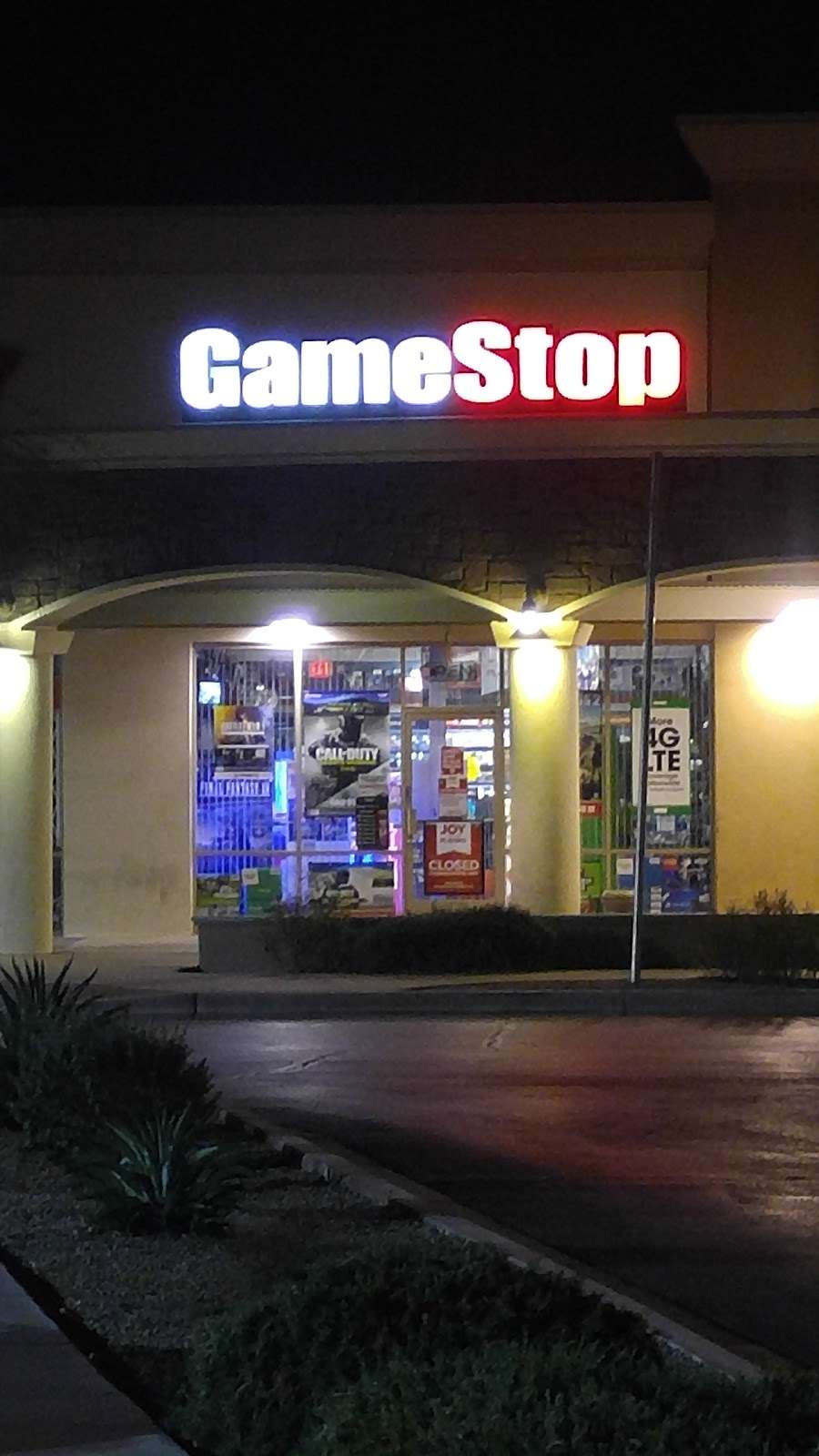 GameStop Prestige | 7625 W Lower Buckeye Rd #115, Phoenix, AZ 85043, USA | Phone: (623) 463-5832