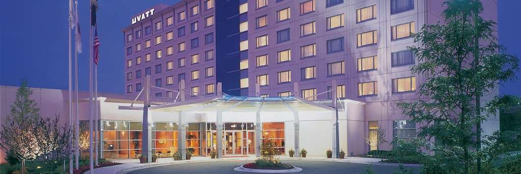 Hyatt Rosemont | 6350 N River Rd, Rosemont, IL 60018, USA | Phone: (847) 518-1234