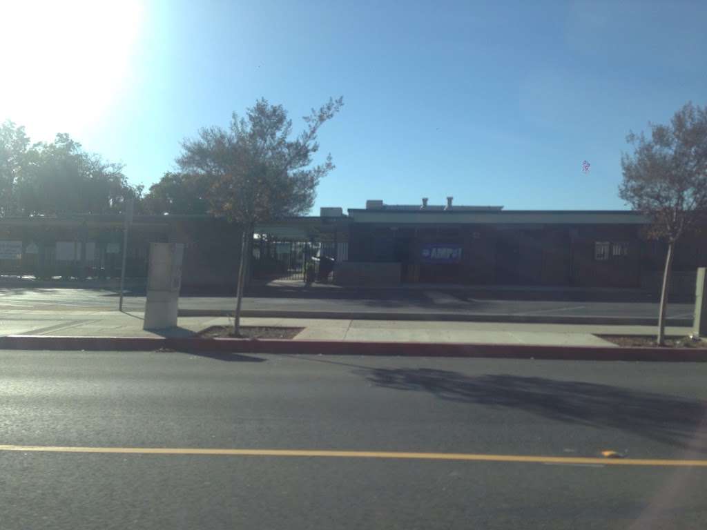 Montvue Elementary School | 1440 San Bernardino Ave, Pomona, CA 91767, USA | Phone: (909) 397-4655