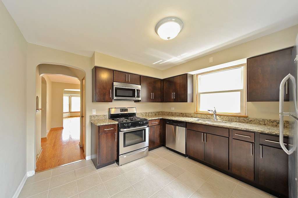 Invitation Homes - Chicago | 5509 N Cumberland Ave, Chicago, IL 60656, USA | Phone: (773) 893-1250