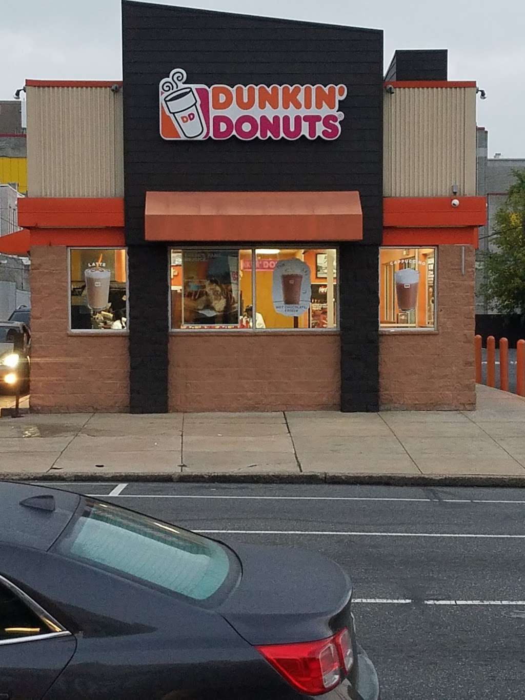 Dunkin Donuts | 5506 Chestnut St #12, Philadelphia, PA 19139 | Phone: (215) 748-1500