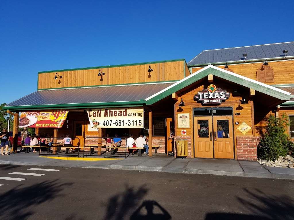 Texas Roadhouse | 2859 Clayton Crossing Way, Oviedo, FL 32765, USA | Phone: (407) 681-3115