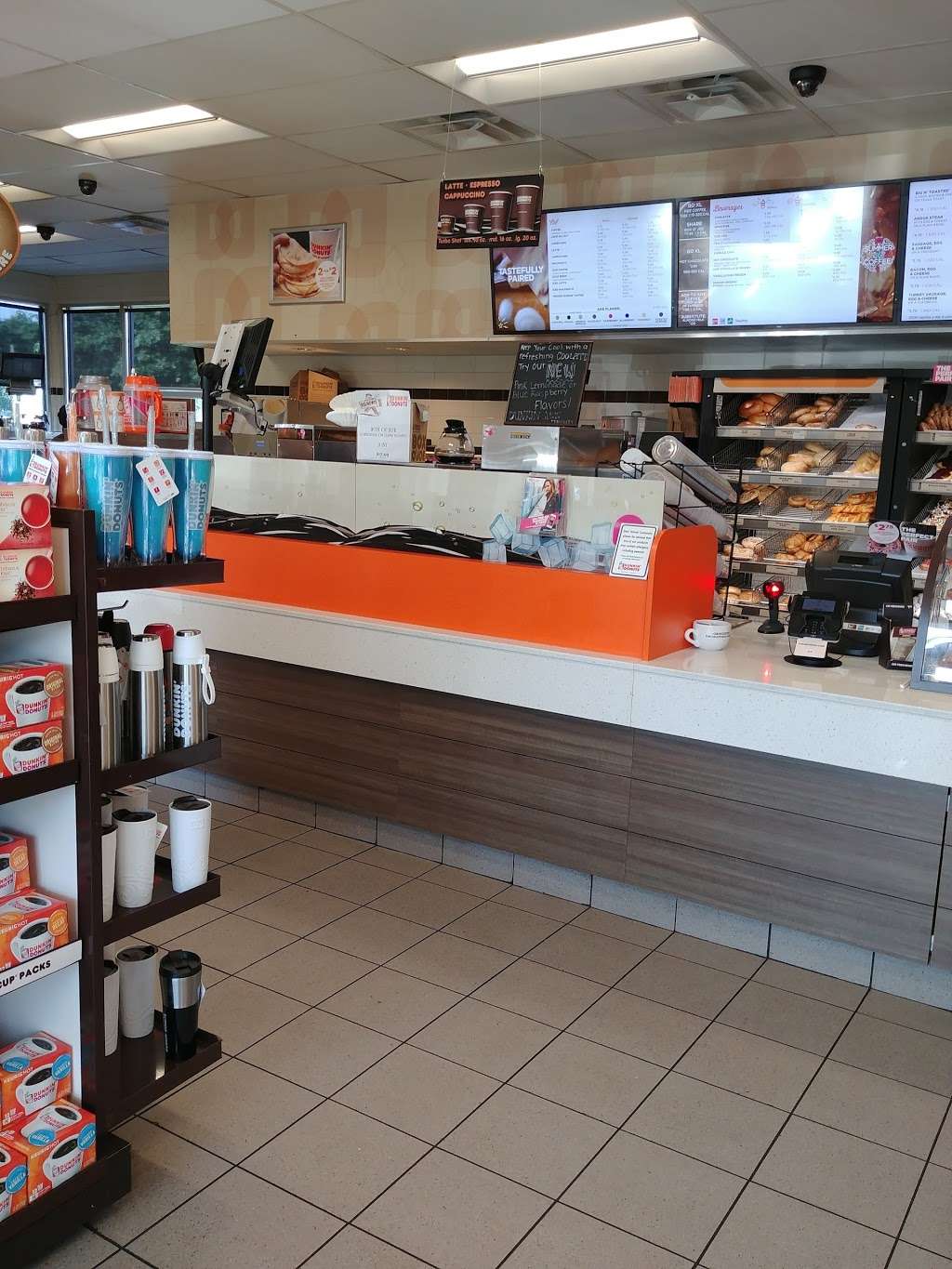 Dunkin Donuts | 1215 NJ-70, Lakewood, NJ 08701, USA | Phone: (732) 364-2940