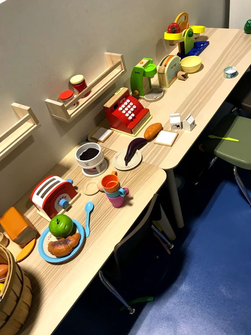 Lily and Liam | 250 S Van Brunt St, Englewood, NJ 07631, USA | Phone: (201) 567-5111