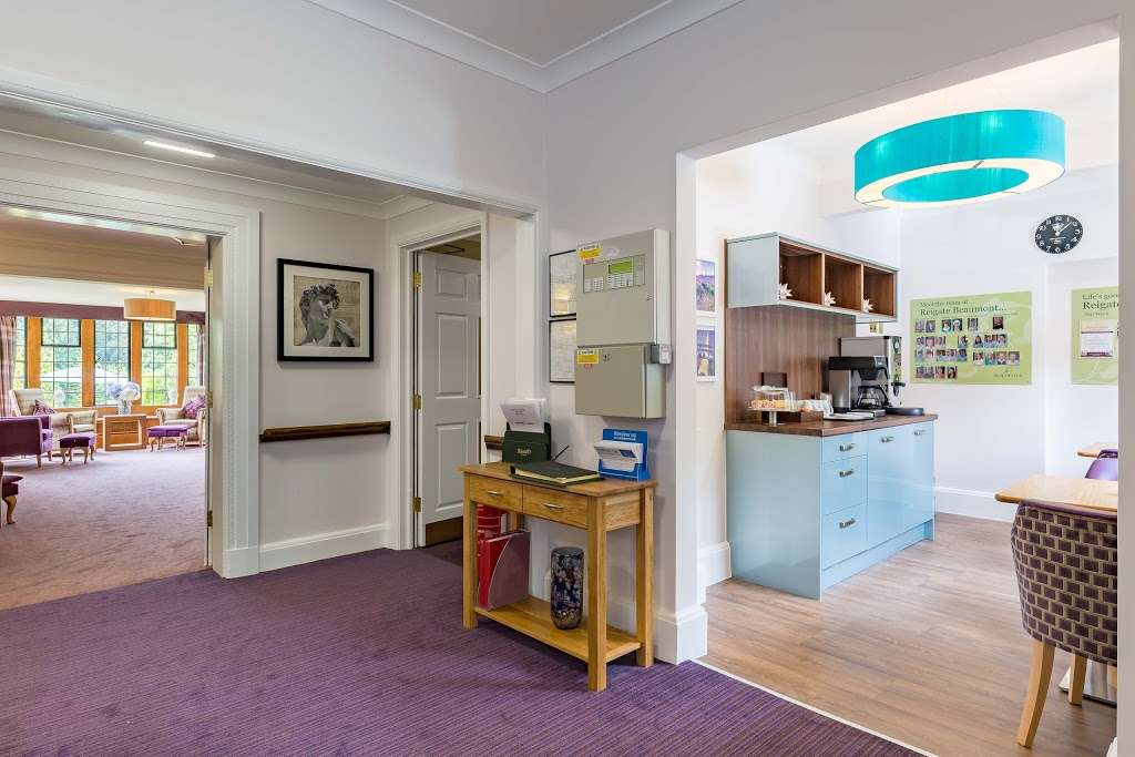 Barchester - Reigate Beaumont Care Home | Colley Ln, Reigate RH2 9JB, UK | Phone: 01737 225544