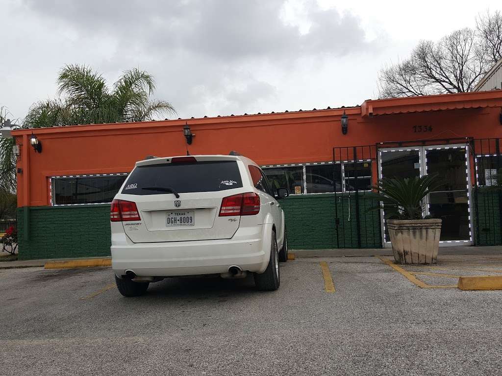 Taqueria El Alteno | 7334 Wallisville Rd, Houston, TX 77020, USA | Phone: (713) 678-8901