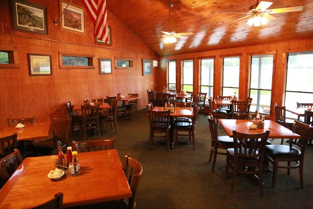 Vernons Kuntry Katfish | 5901 W Davis St, Conroe, TX 77304, USA | Phone: (936) 760-3386