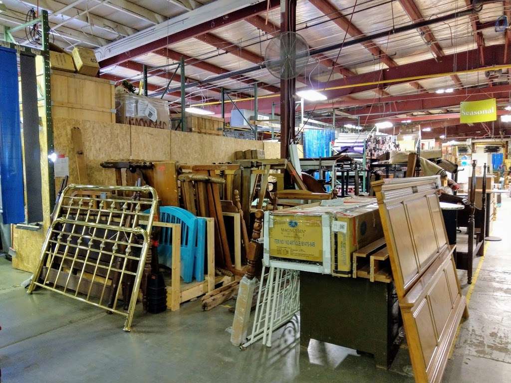 Habitat for Humanity ReStore | 400 Battaile Dr, Winchester, VA 22601 | Phone: (540) 662-9704