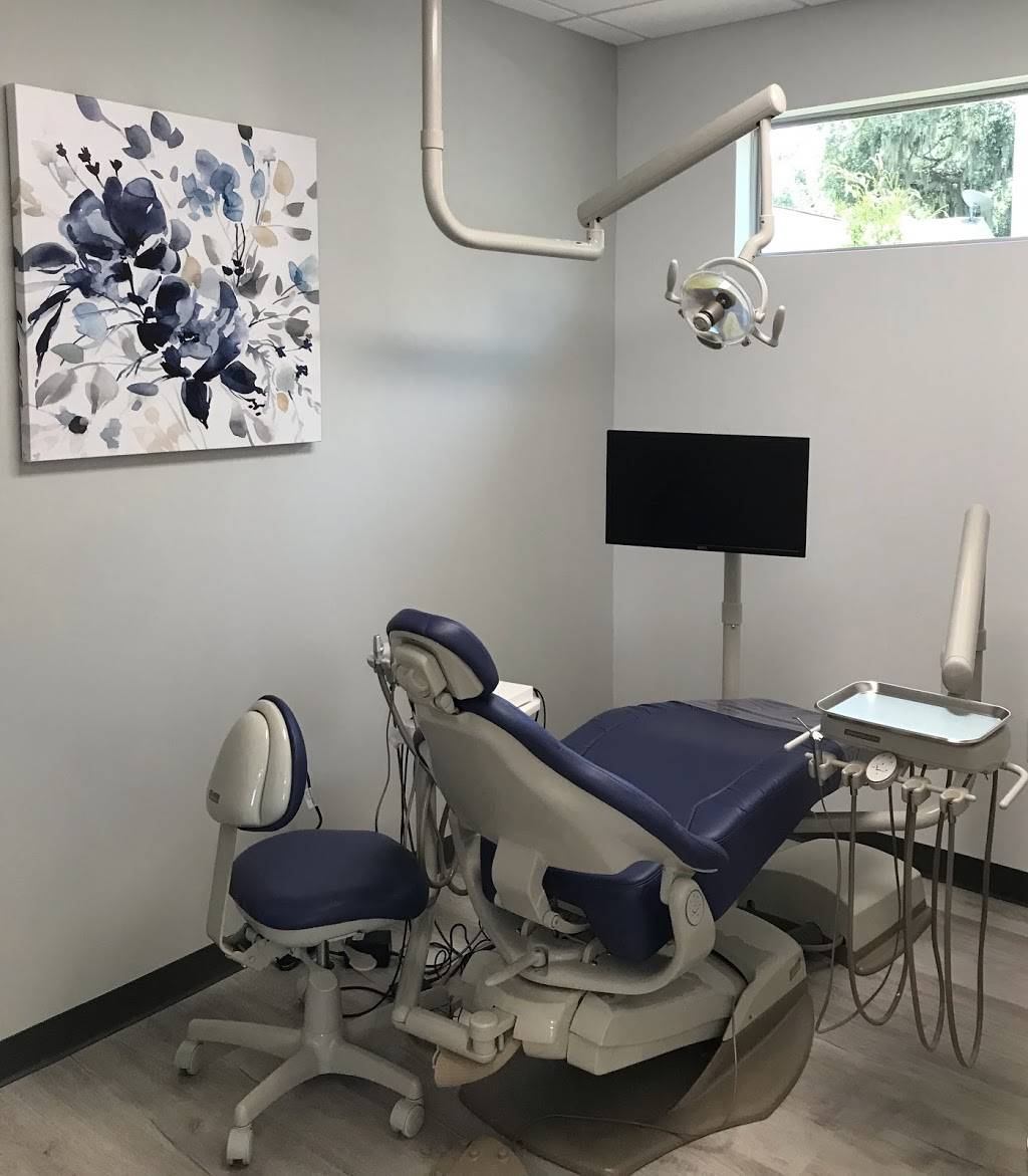 Seminole Heights Family Dentistry | 300 W Hillsborough Ave, Tampa, FL 33604, USA | Phone: (813) 882-5211