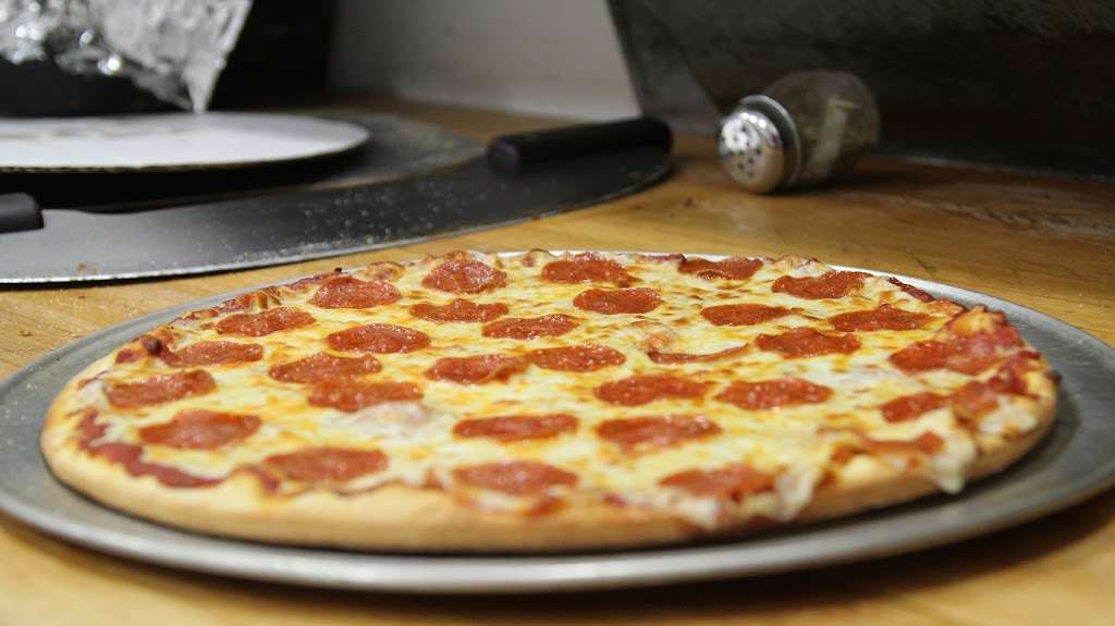 Pizza Makers | 19030 Pulaski Rd, Country Club Hills, IL 60478, USA | Phone: (708) 799-1900