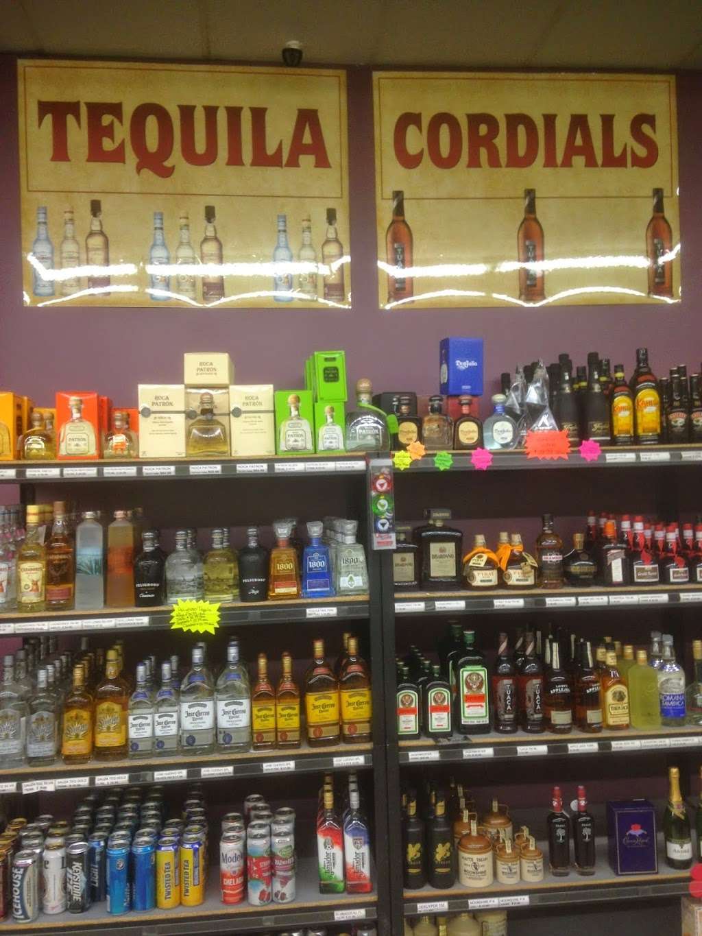 Happy 13 Liquors | 262 S Dupont Hwy, Dover, DE 19901, USA | Phone: (302) 674-0404