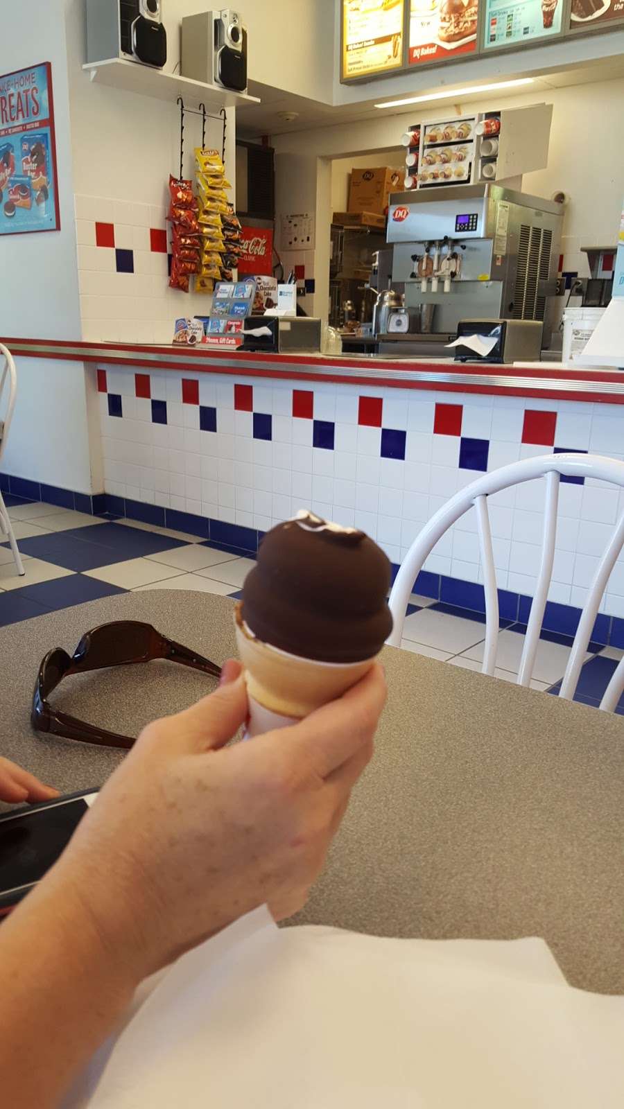 Dairy Queen (Treat) | 101 W Oak Knoll Dr, Hampshire, IL 60140, USA | Phone: (847) 683-3190