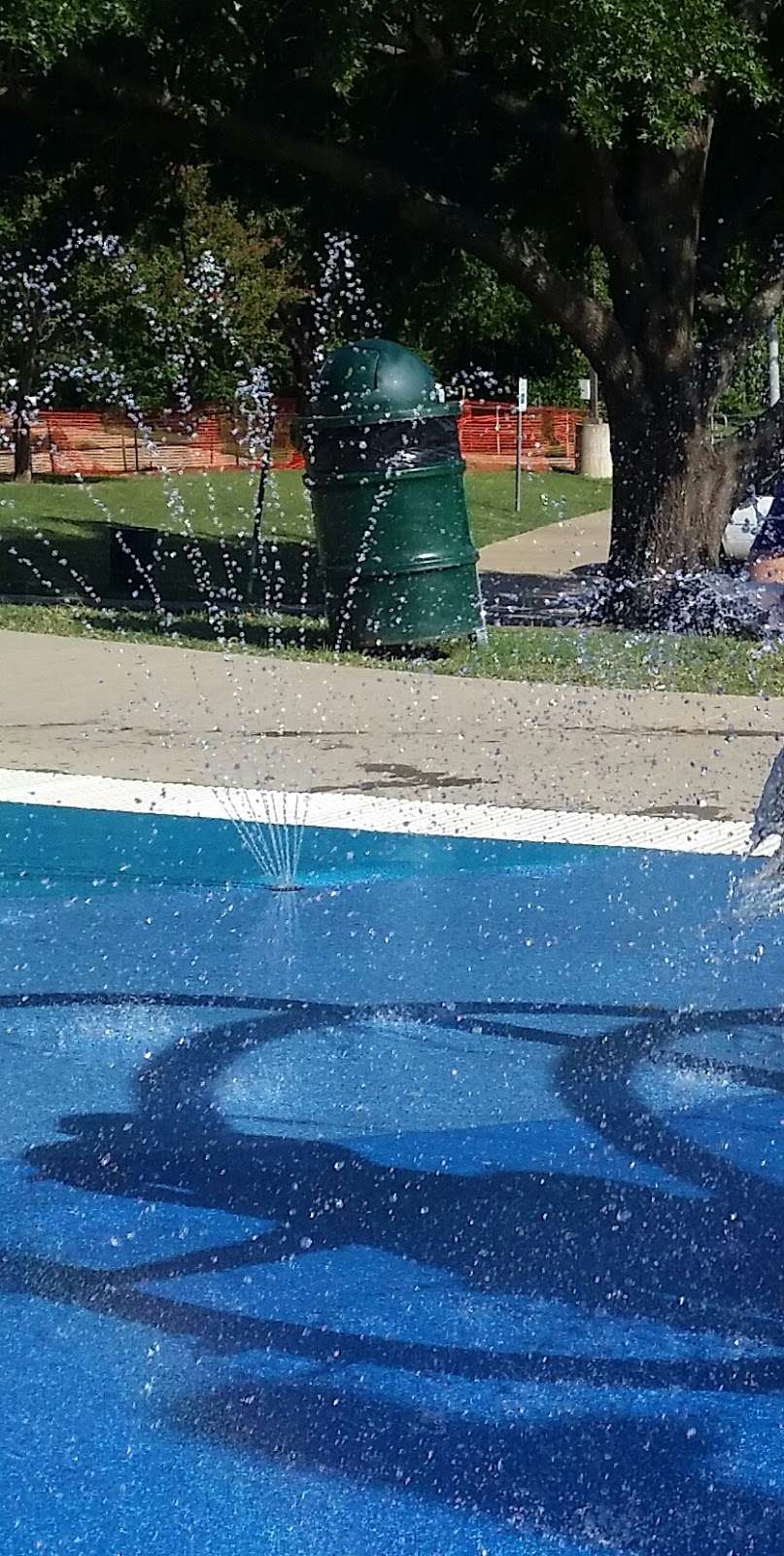 Lake Highlands North Rec Center | 9940 White Rock Trail, Dallas, TX 75238, USA | Phone: (214) 670-7794