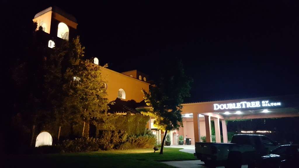 DoubleTree by Hilton Hotel Sonoma Wine Country | 1 Doubletree, Rohnert Park, CA 94928, USA | Phone: (707) 584-5466