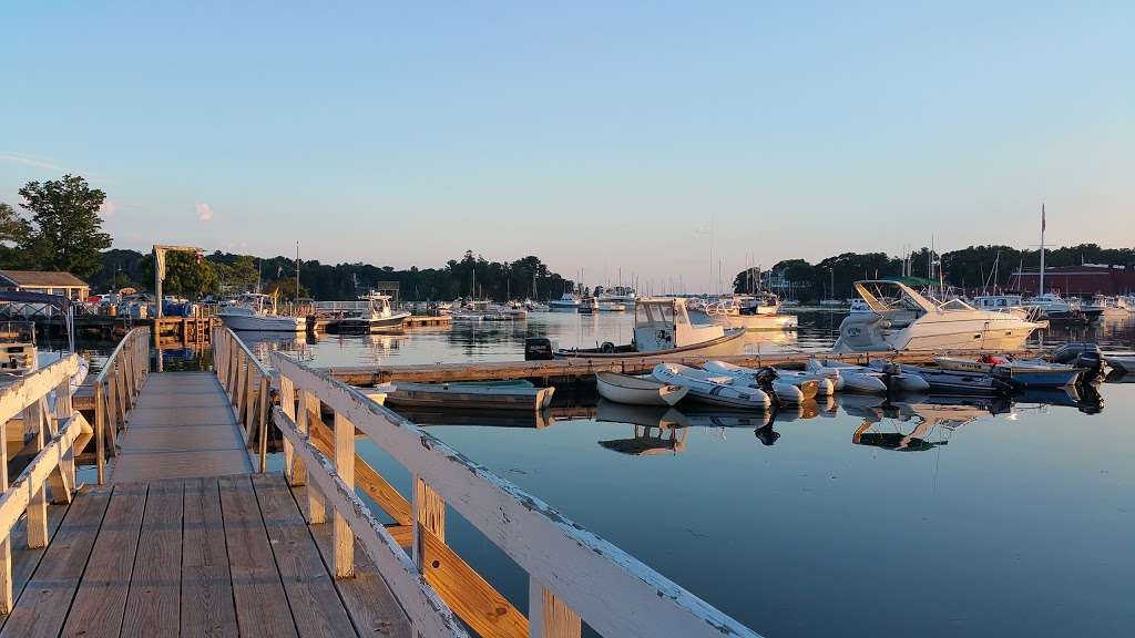 Manchester | 40 Beach St, Manchester-by-the-Sea, MA 01944, USA