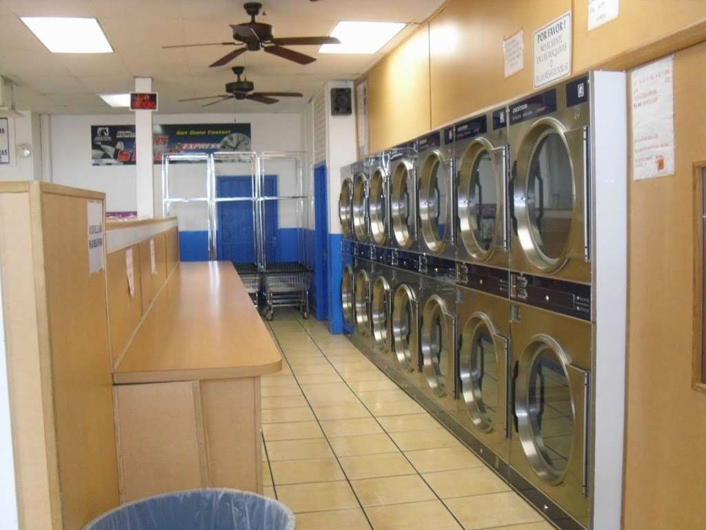 Love Laundry | 2560 N Las Vegas Blvd, North Las Vegas, NV 89030, USA | Phone: (702) 399-8648