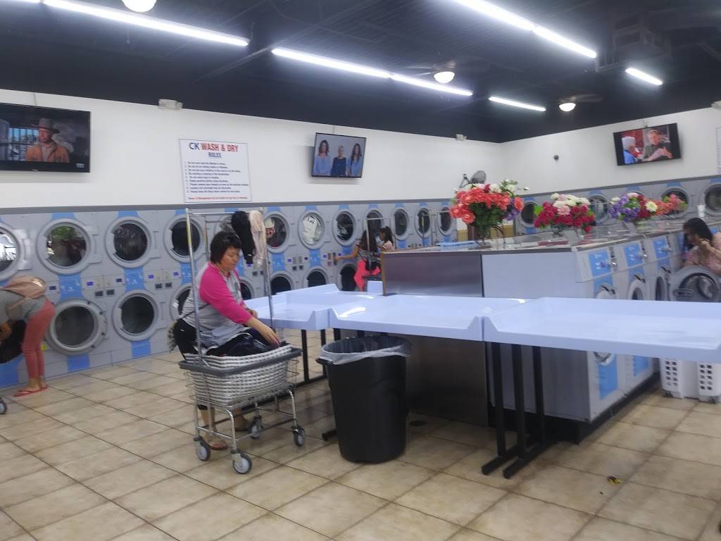 Ck Wash-N-Dry Lavanderia | Keats Dr, Dallas, TX 75211, USA | Phone: (214) 854-2221